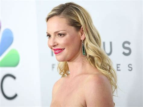 Katherine Heigl goes nude for 10th anniversary snap